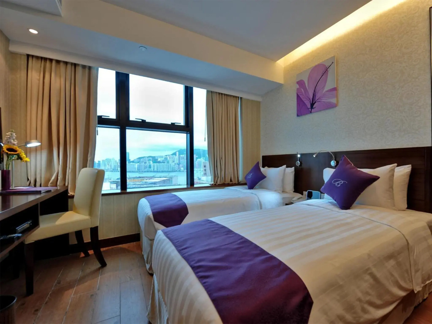 The Bauhinia Hotel Tsim Sha Tsui