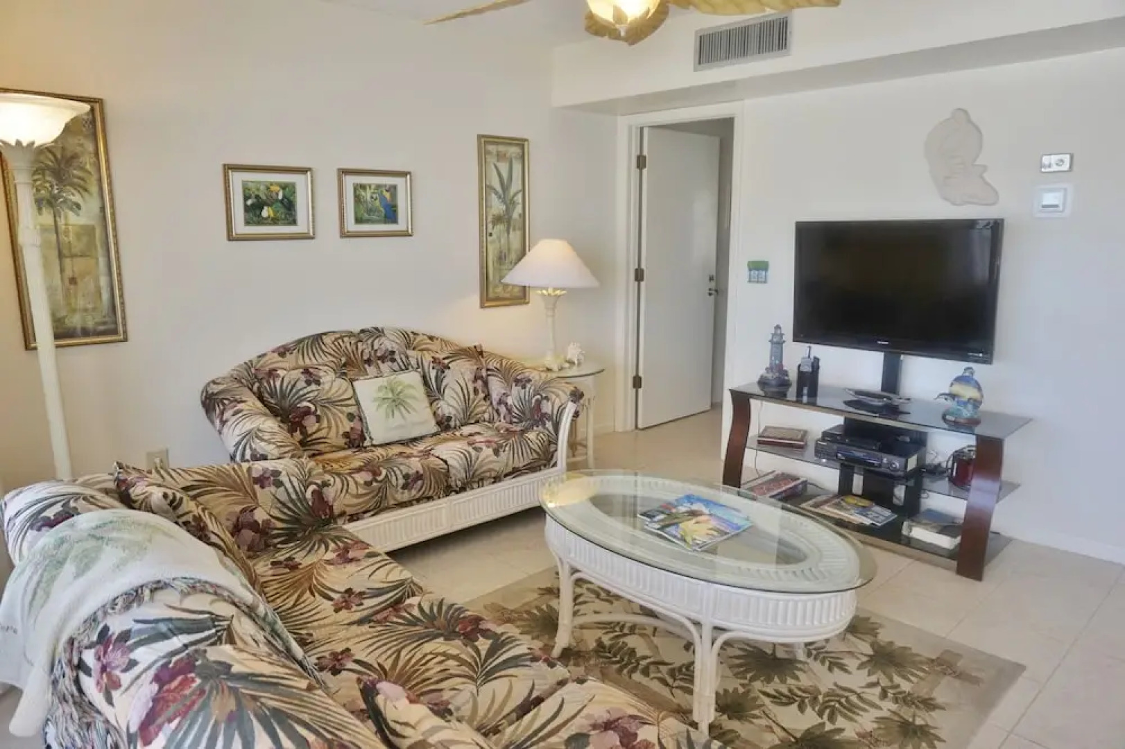 Marina One Bedroom Villa by RedAwning