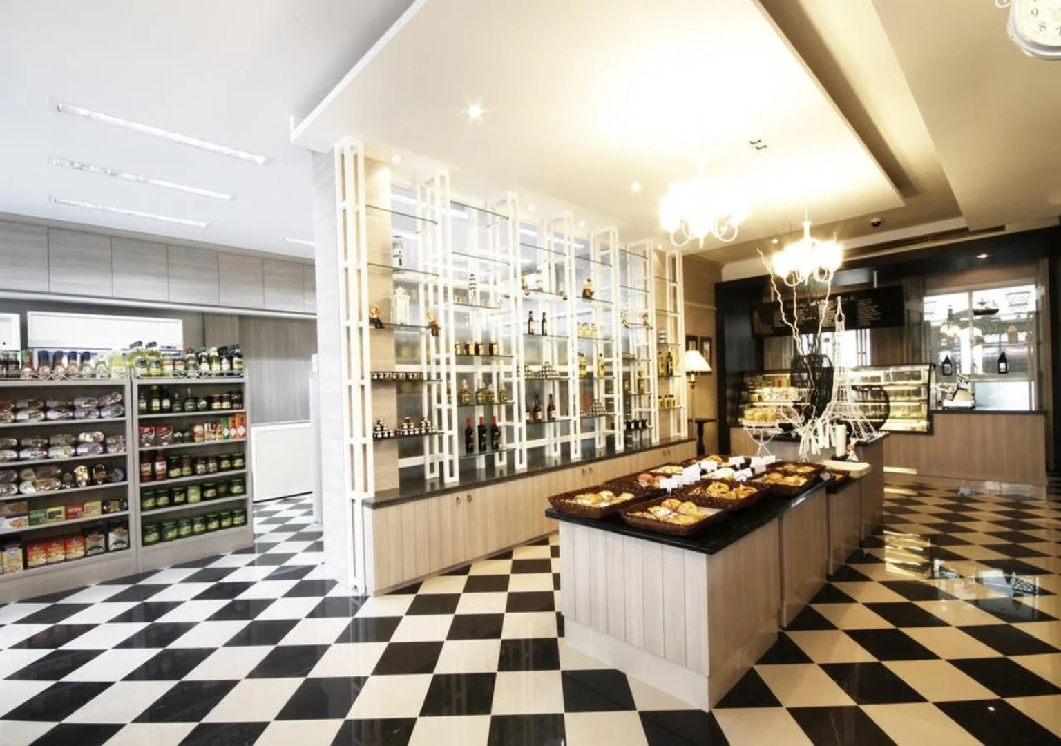 Kameo Grand Rayong Hotel & Serviced Apartments