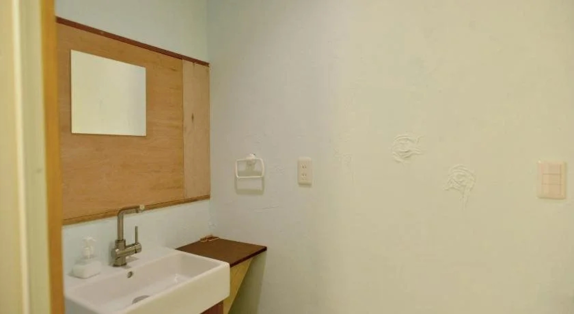 Good Trip Hostel & Bar