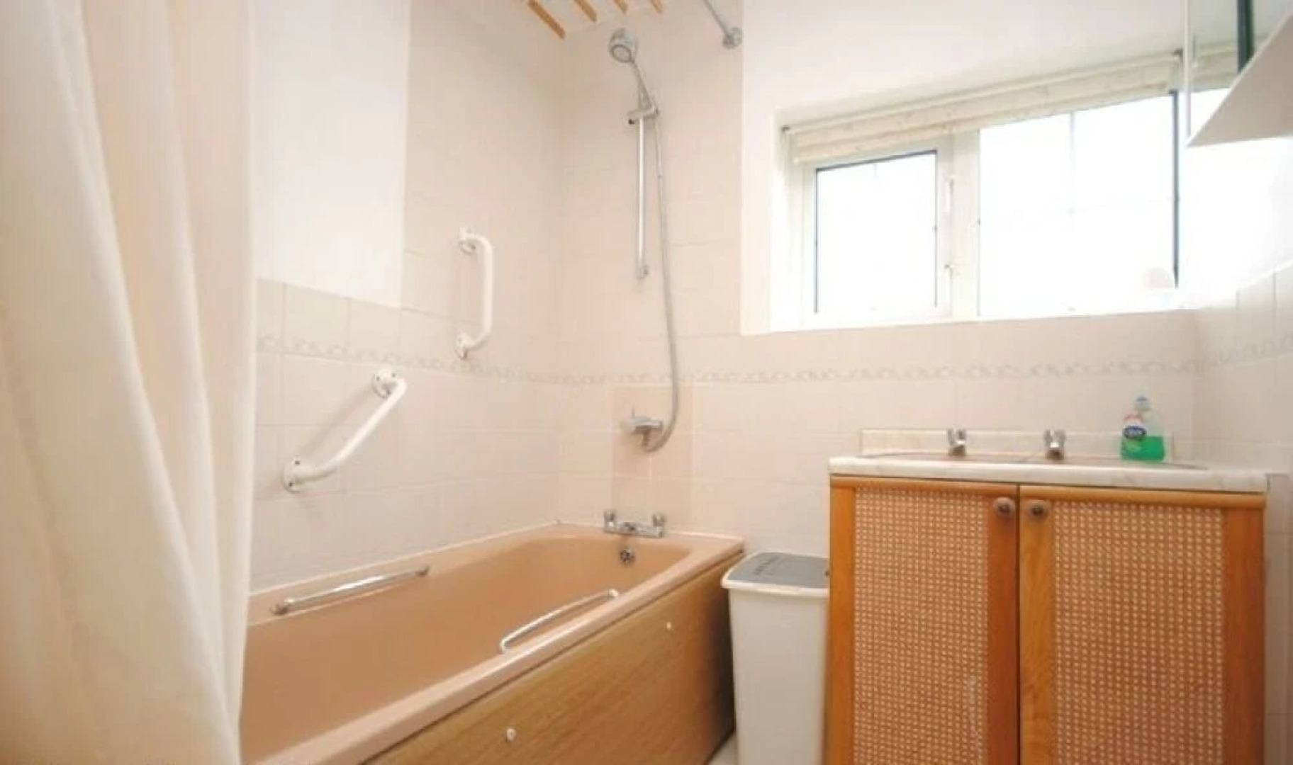 Aura Favoni, West Wittering 30323