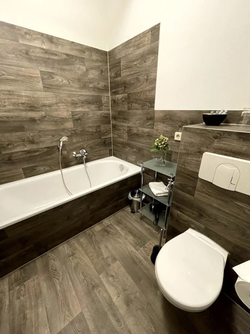 Zur Altstadt - Am Fuße der Osterburg - Gaststätte, Pension, FEWO