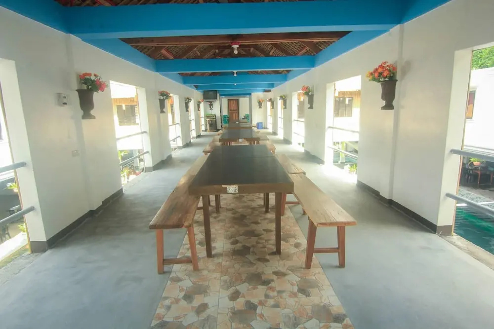 247 BalikBayan Fun Resort