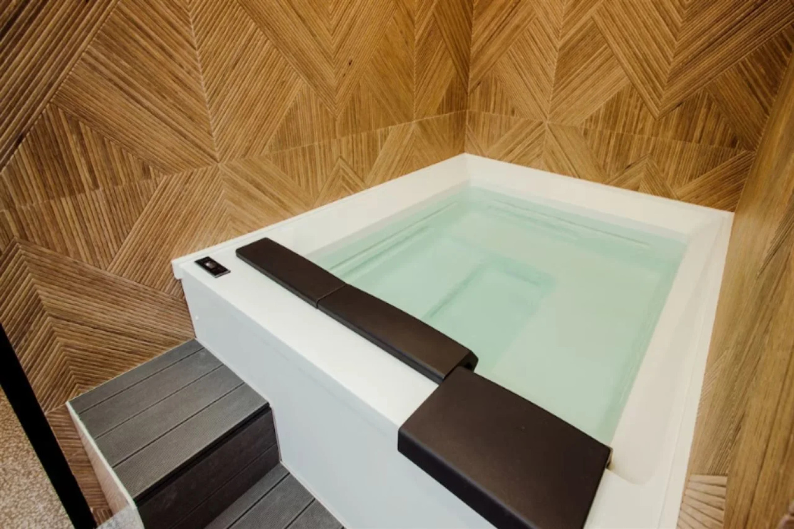 The Crown Boutique Hotel & SPA