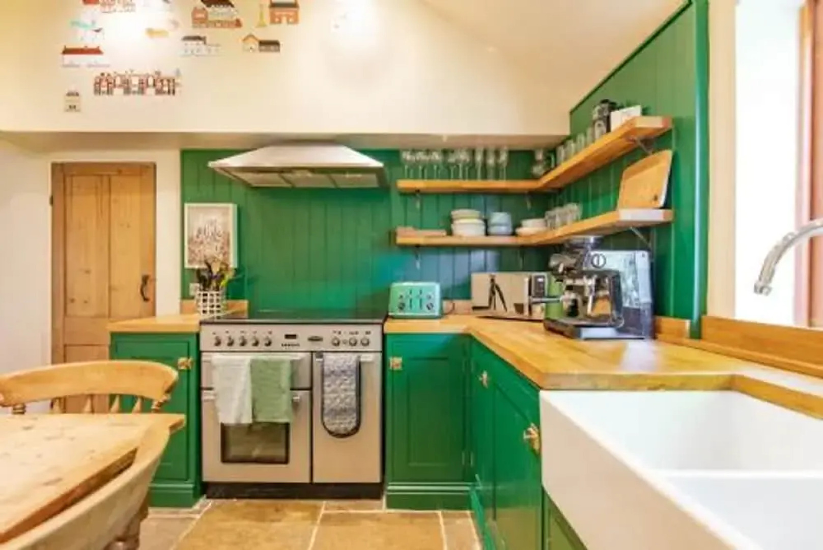 Host Stay The Old Post Office in Docking