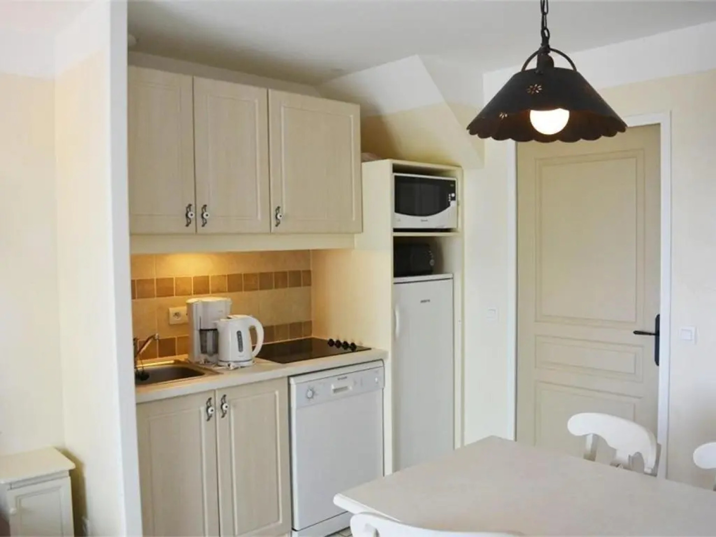 Maison Grospierres, 3 pièces, 6 personnes - FR-1-382-4