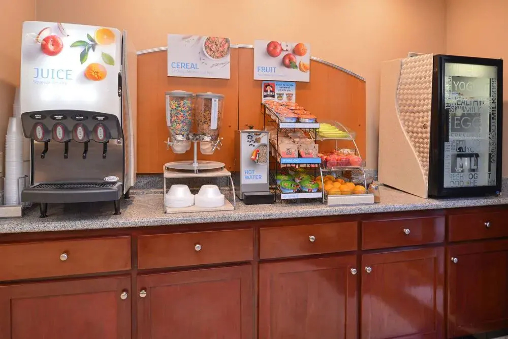 Holiday Inn Express & Suites Lathrop