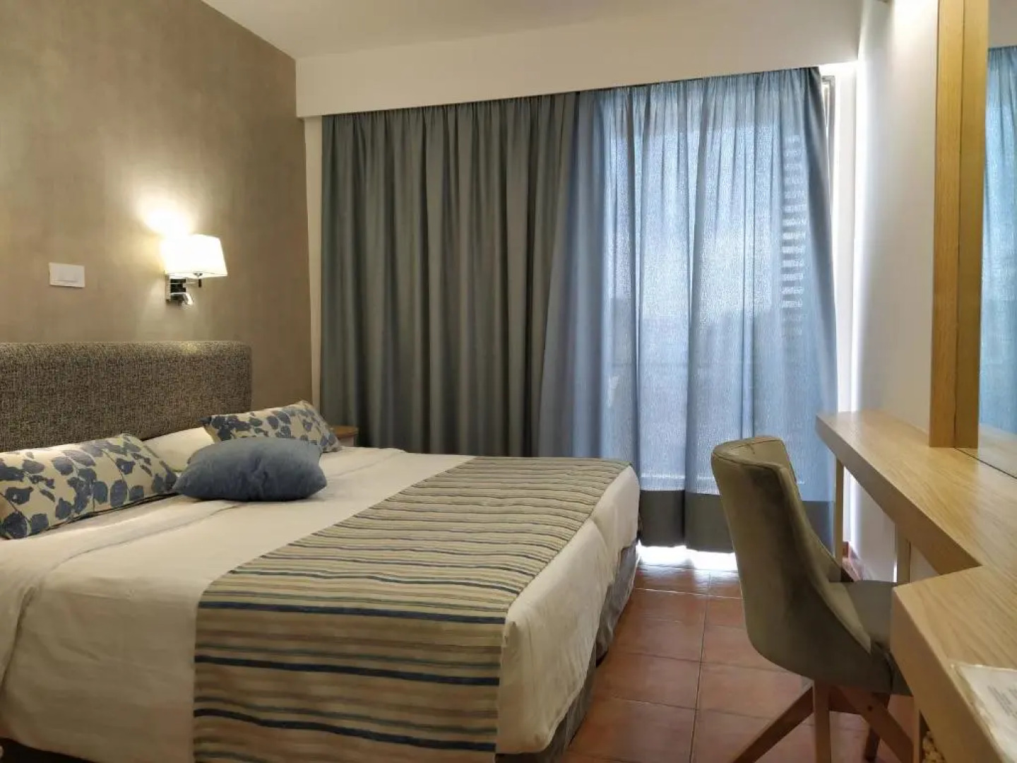 Apollon Hotel