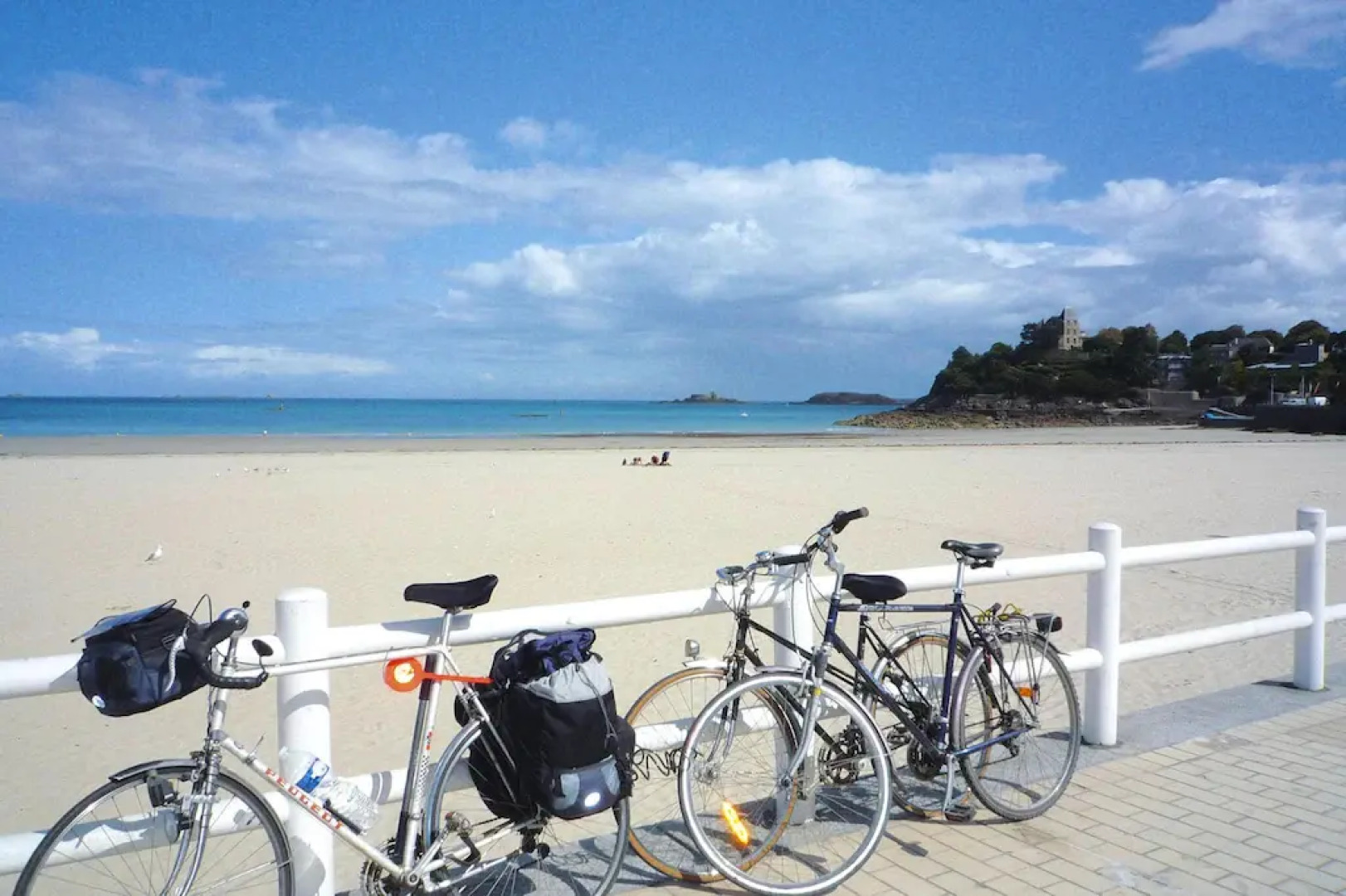 Nice apartment on the Emerald Coast, Ploubalay Beaussais-sur-Mer