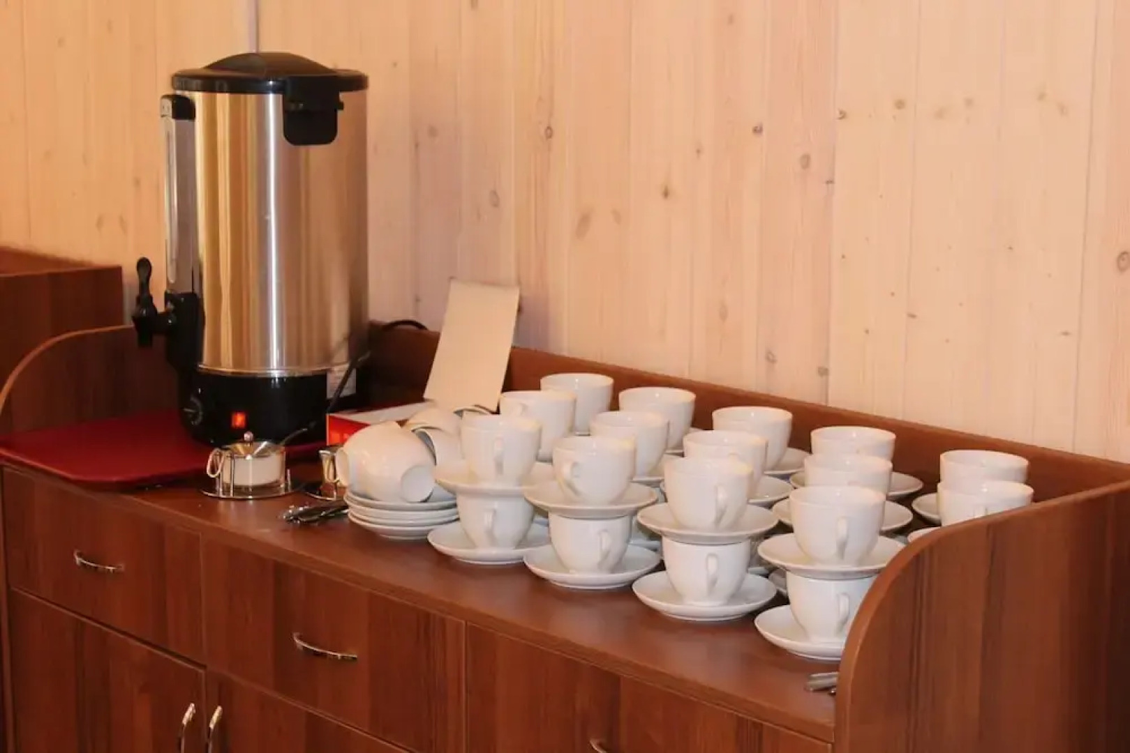 Flora Park Country Club