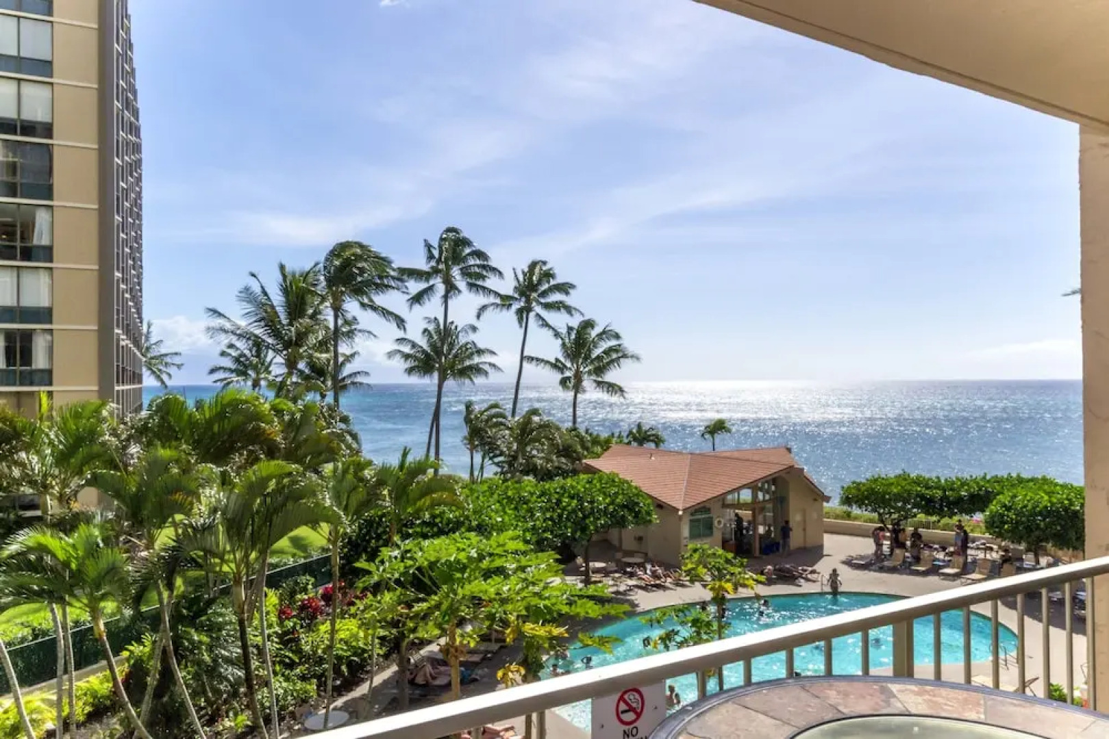 Royal Kahana 315 by RedAwning