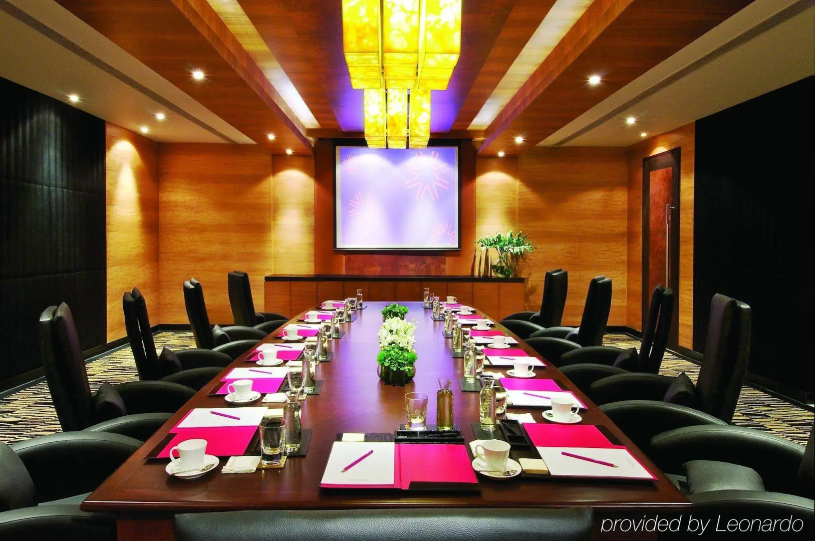 Vivanta Hyderabad, Begumpet