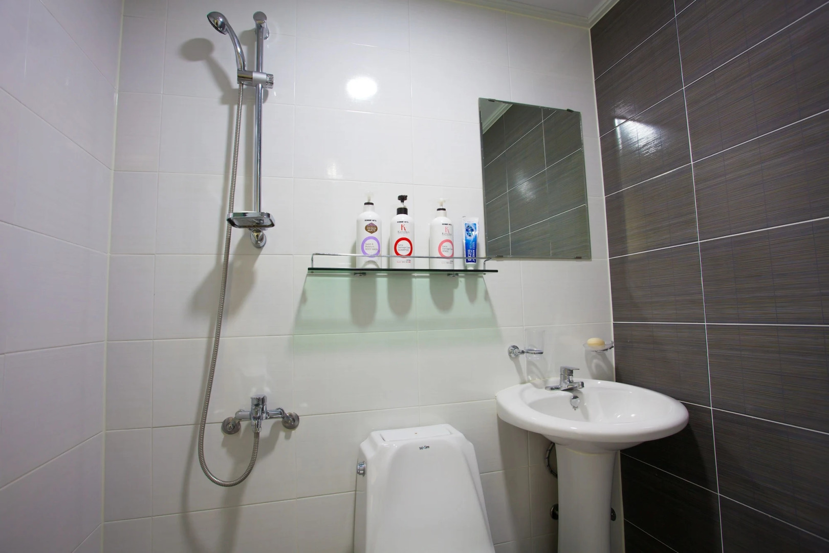 Ekonomy Hotel Incheon