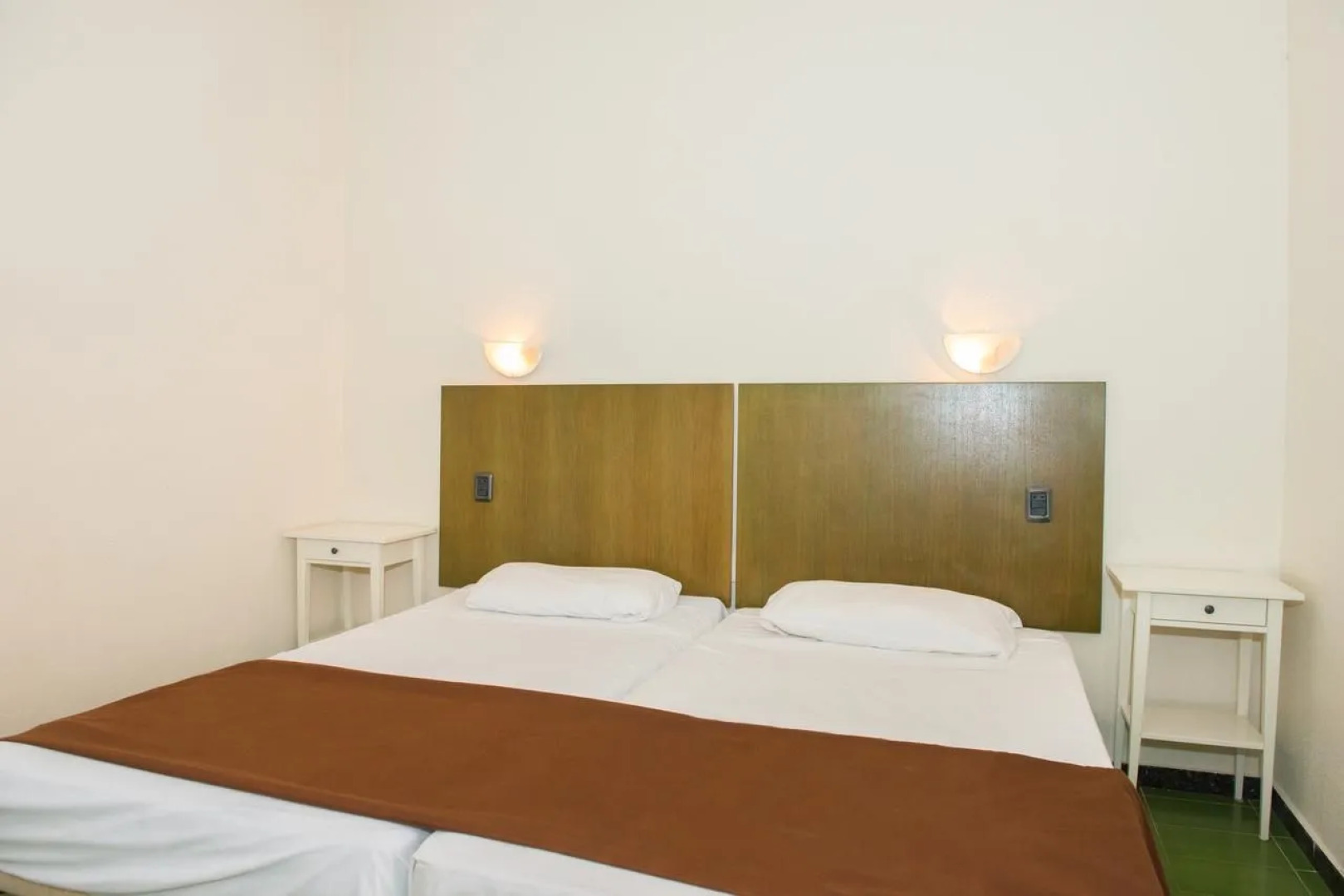 Bungalows Los Tucanes 