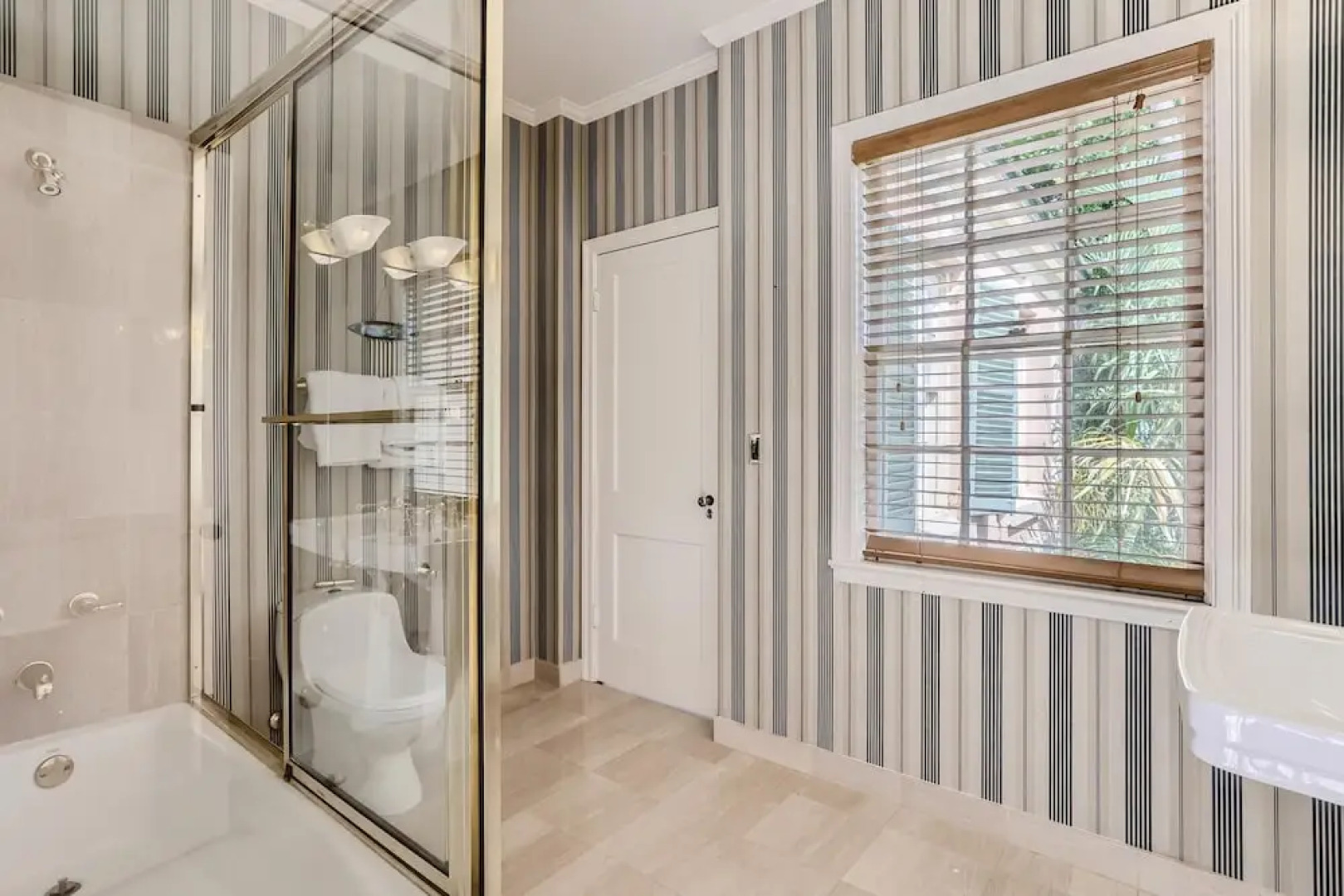 Toad Hall, 5br, 6 ba