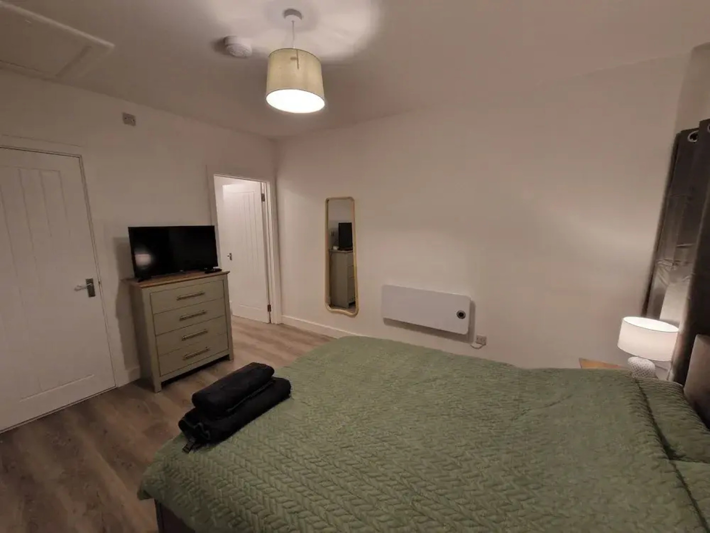 Cozy Apartment at Highbanks The Annex