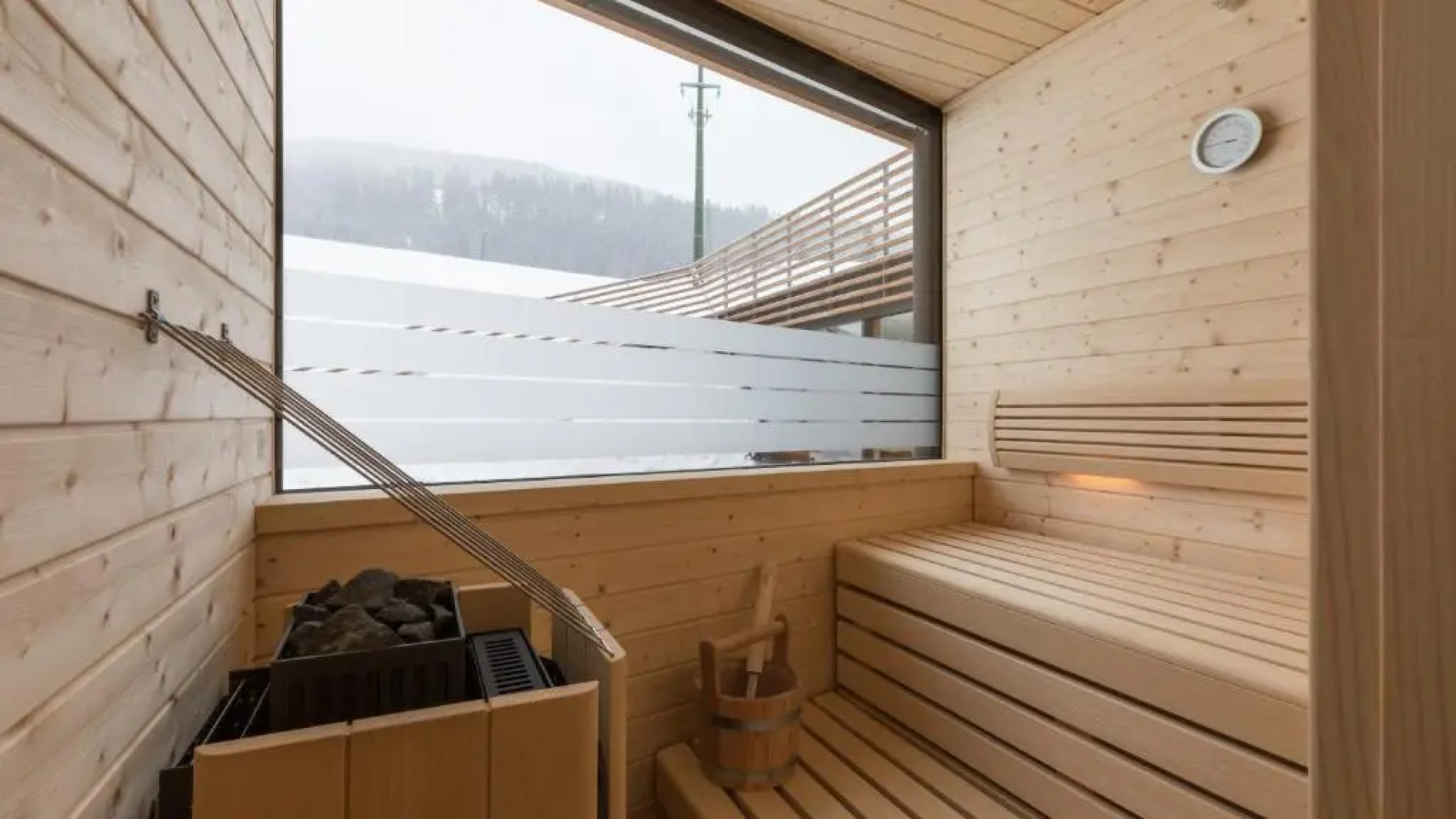 Paramount Alma Suites