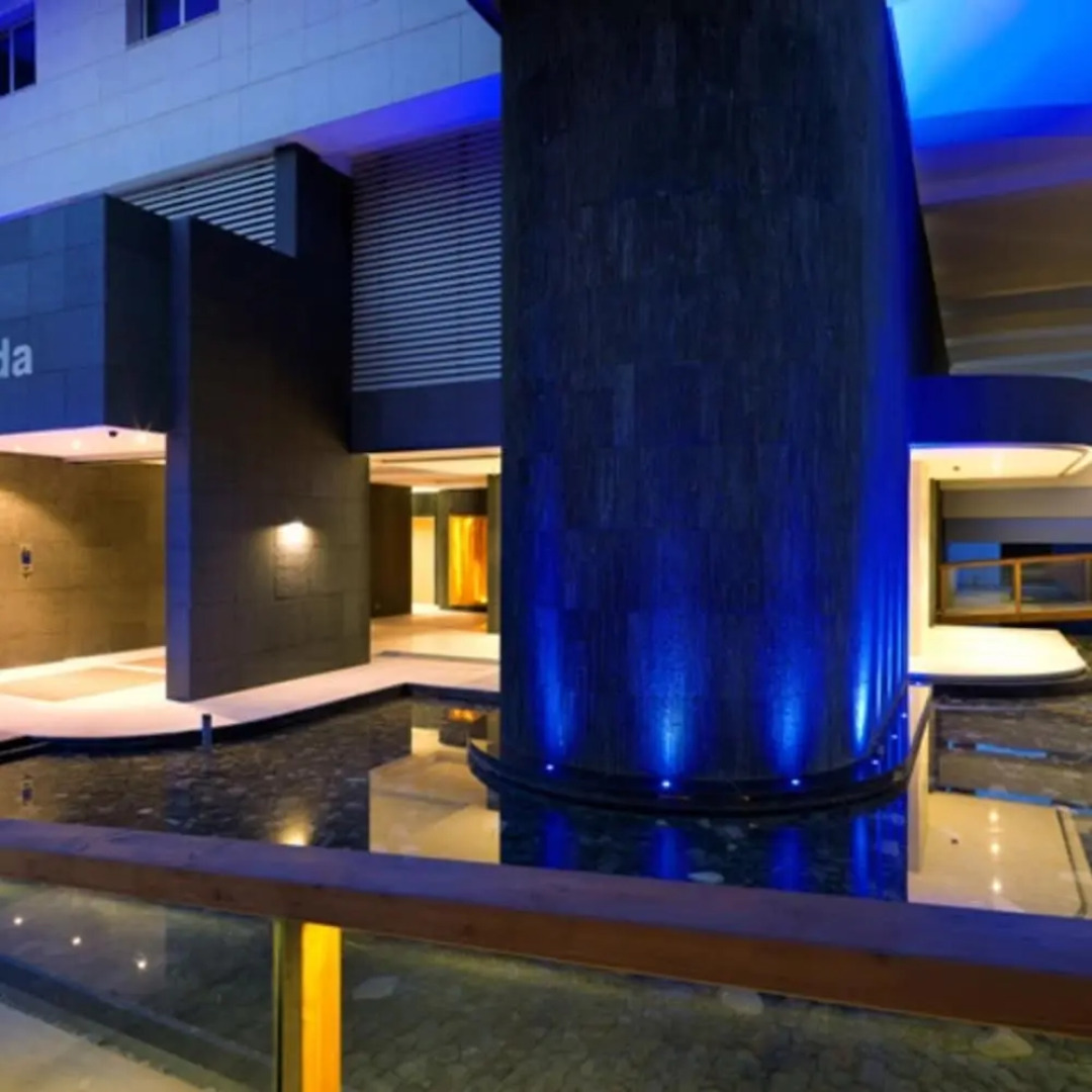 Opera Exclusive Studio