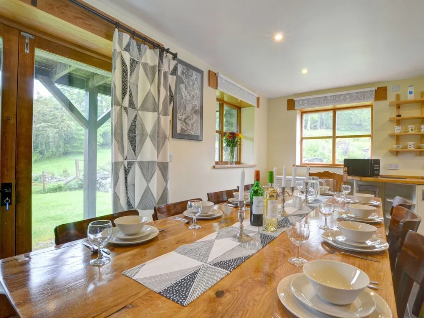 Spacious Holiday Home in Ganllwyd near River