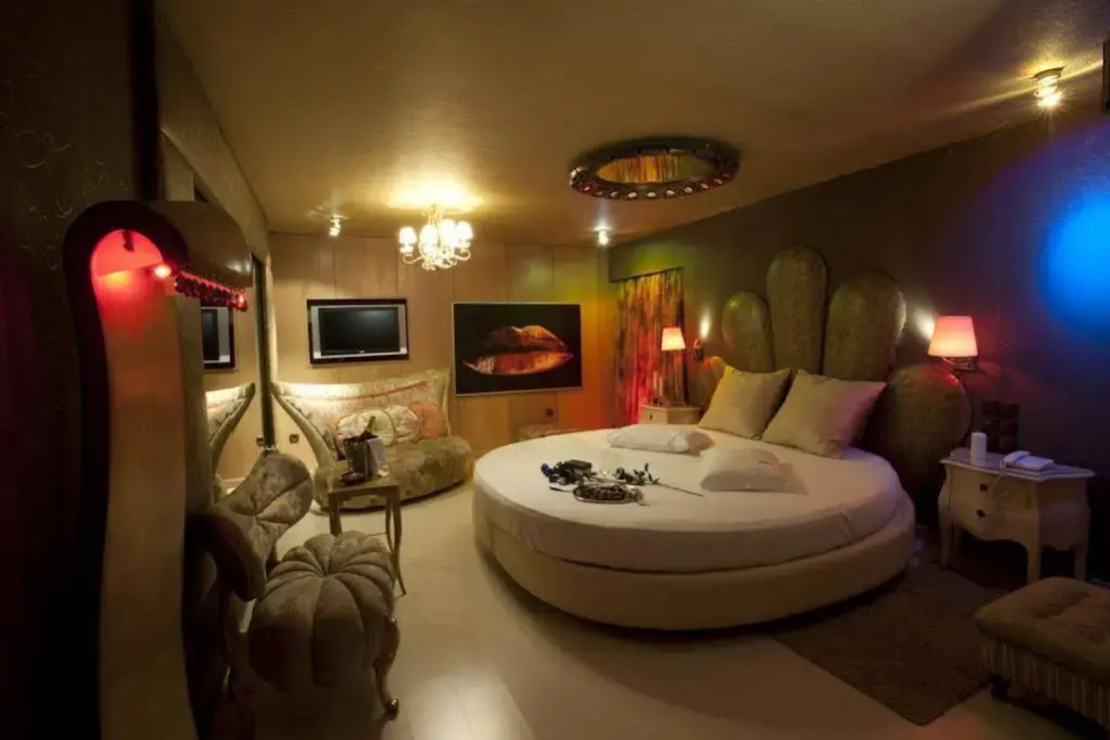 Crystal Blue Hotel + Suites