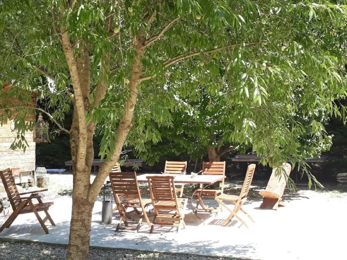 Chalet with 3 Bedrooms in Roquemaure, with Private Pool, Enclosed Garden And Wifi