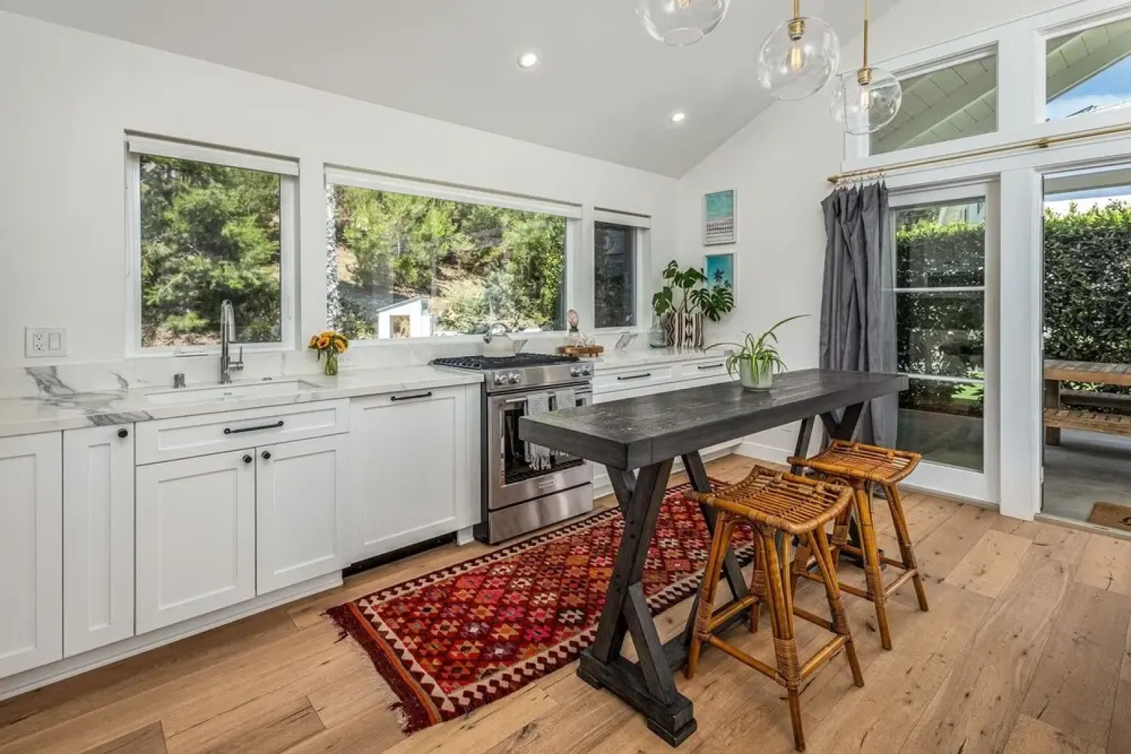 727 Sonrisa St 1 Bedroom Home by RedAwning