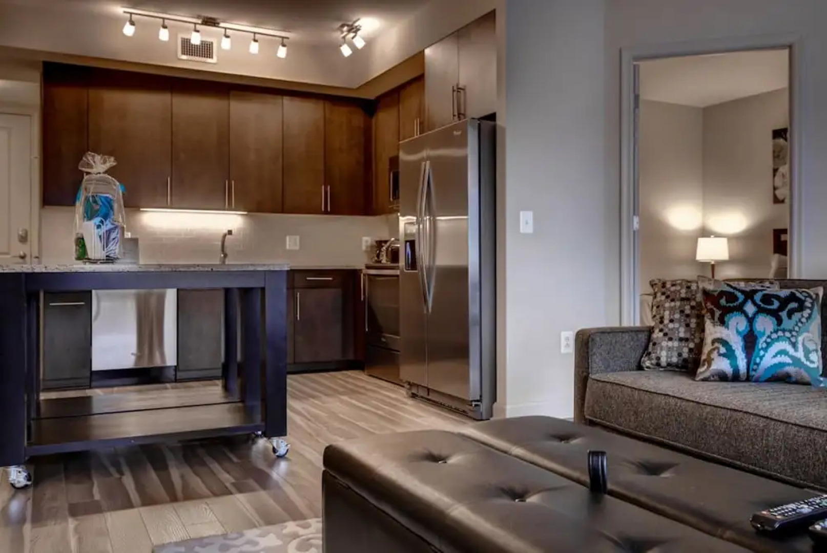 Global Luxury Suites at Harbor East