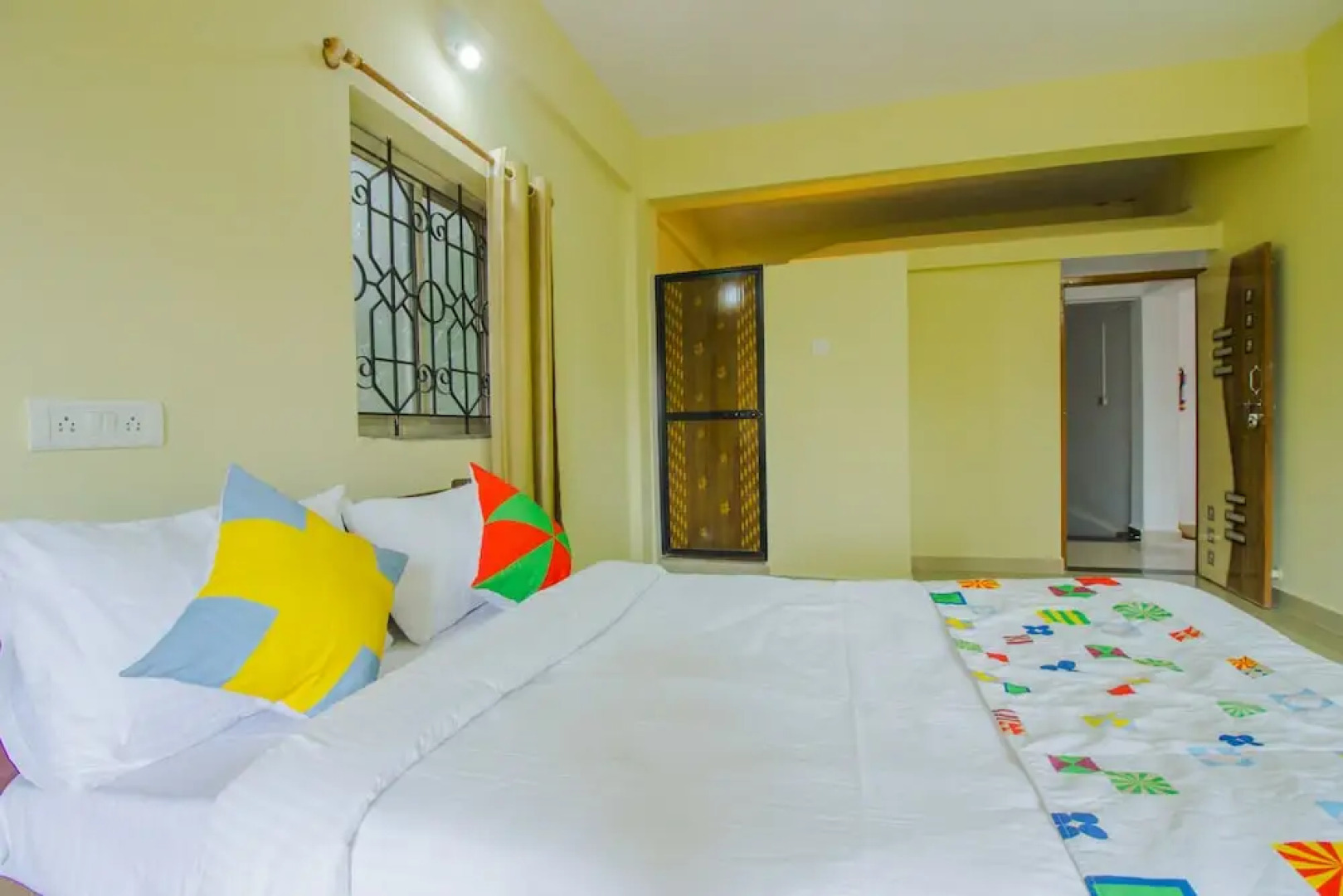 OYO 22002 Home Spacious Studio Uddo Beach