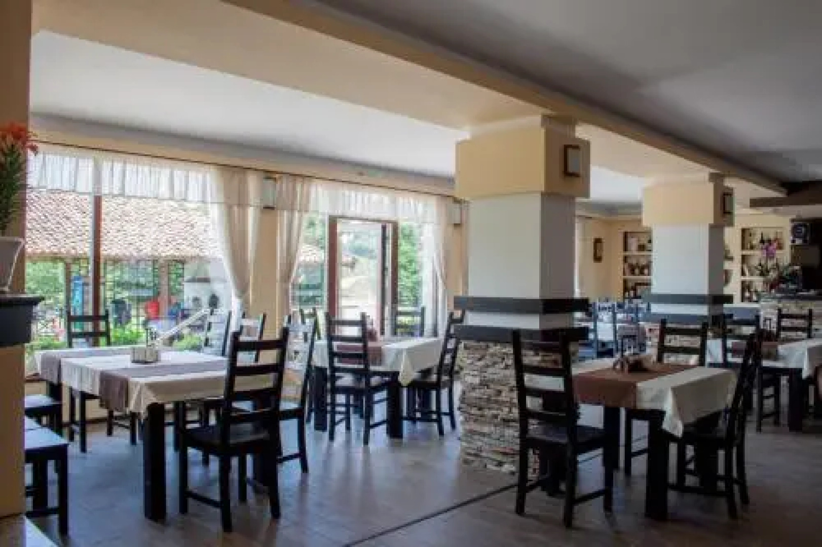 Hotel Complex Yazovir Palitsi