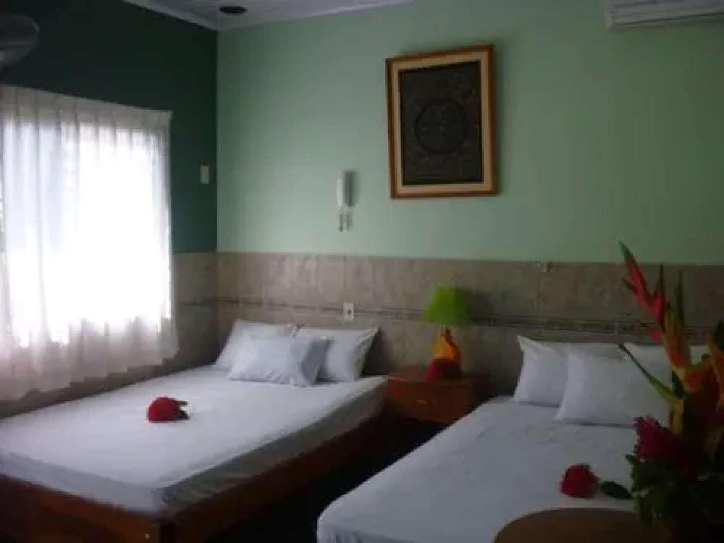 Amazon Fantasy Hotel