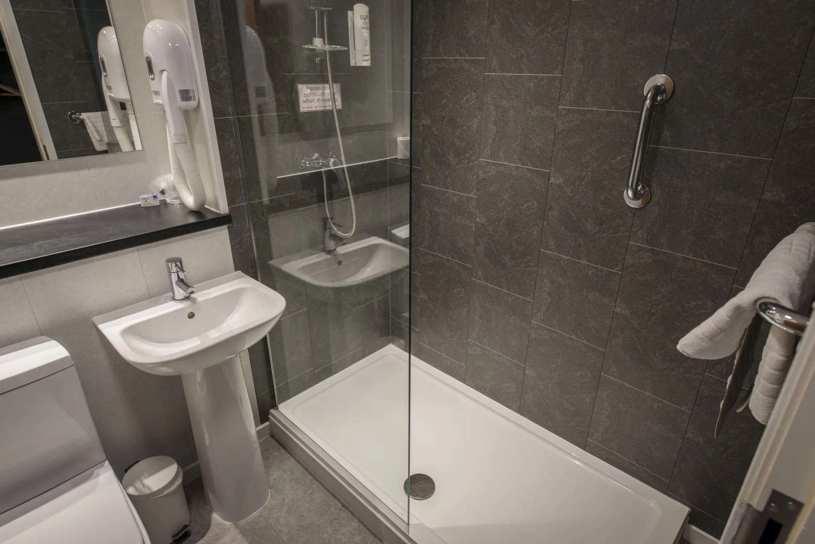 Allerton Court Hotel