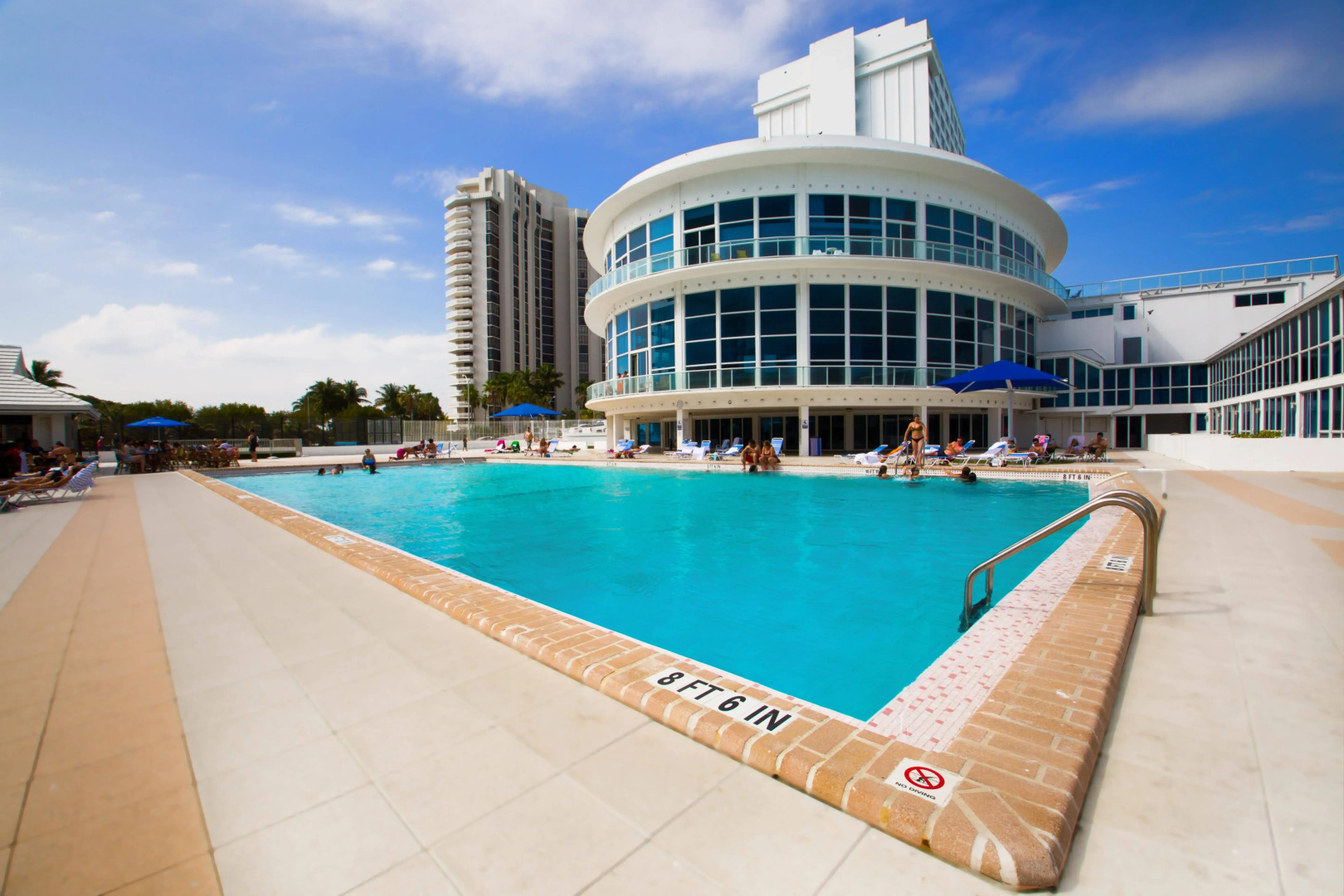 Design Suites at Castle Beach