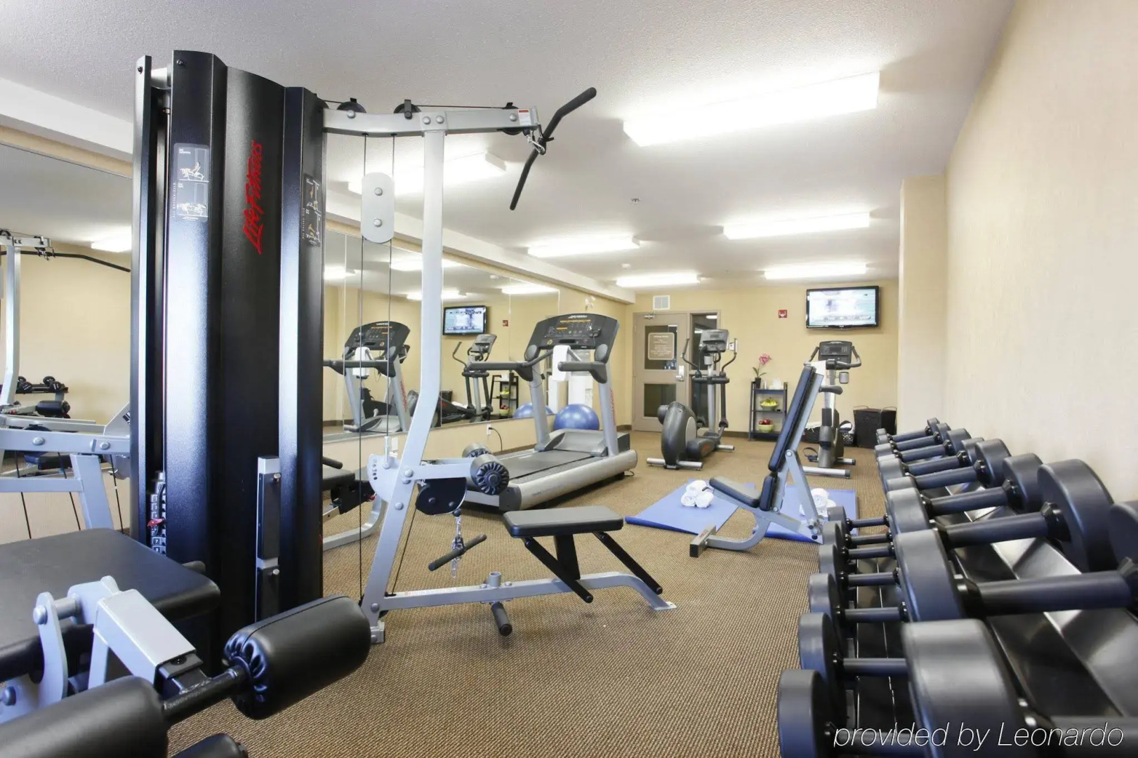 Vegreville Suites