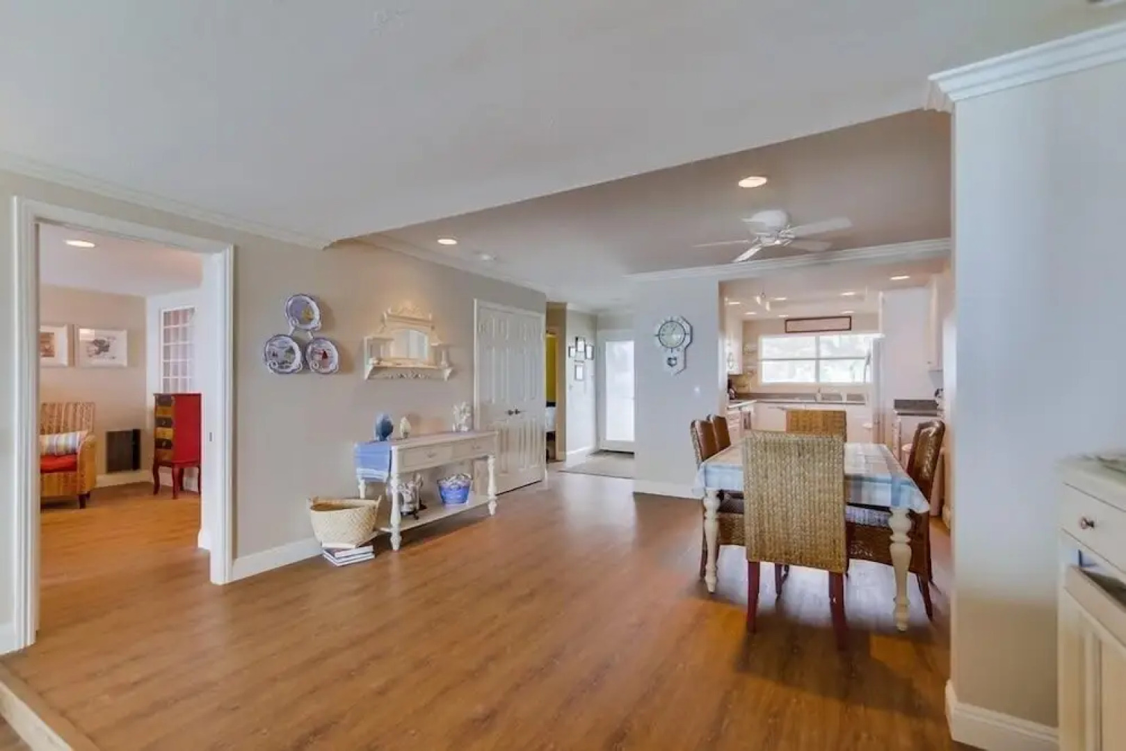 Work-Friendly Oceanfront Condo with Pool and Spa Access SURF25 by RedAwning