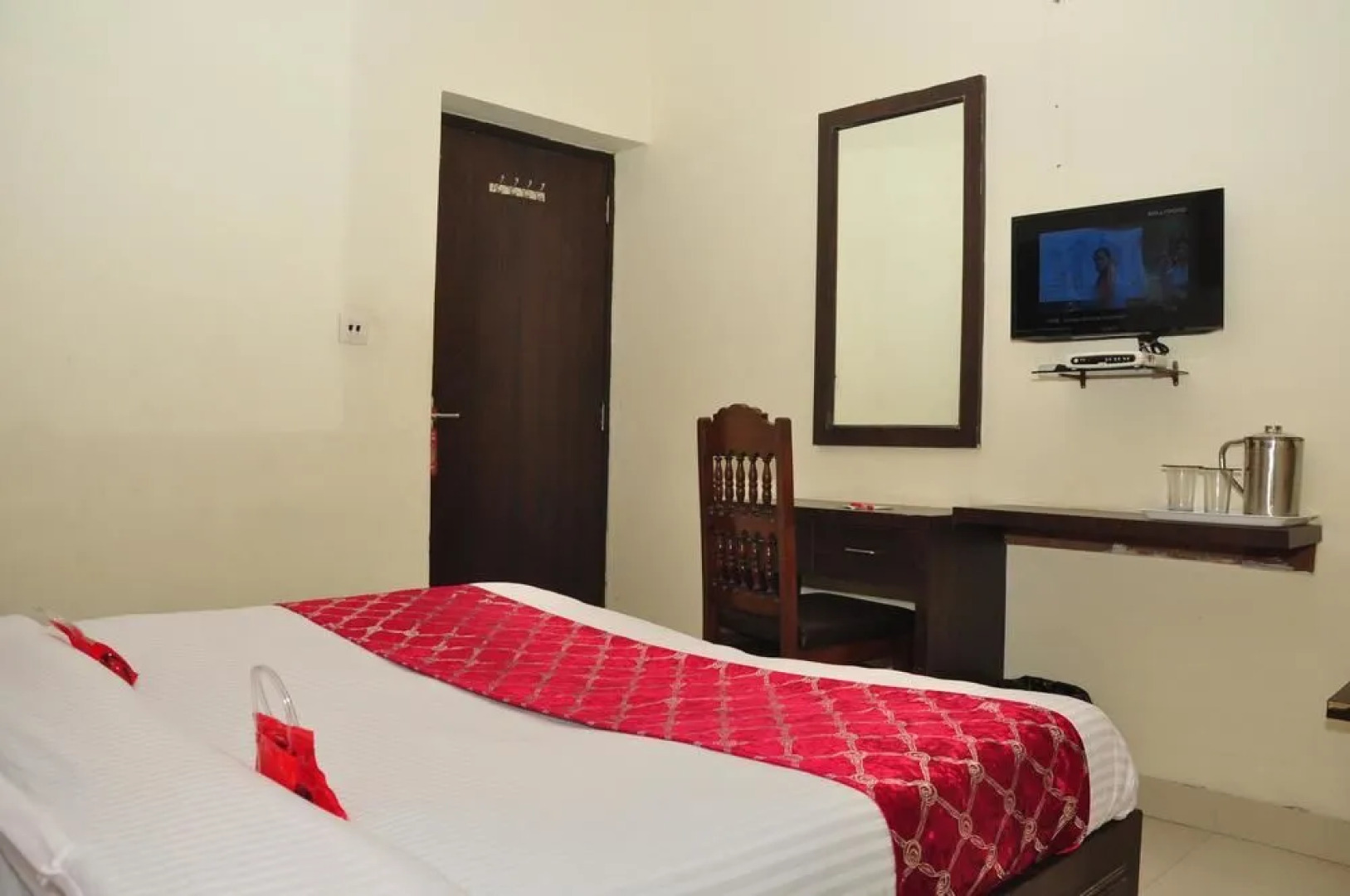 Hotel Star Metro Inn By GRB