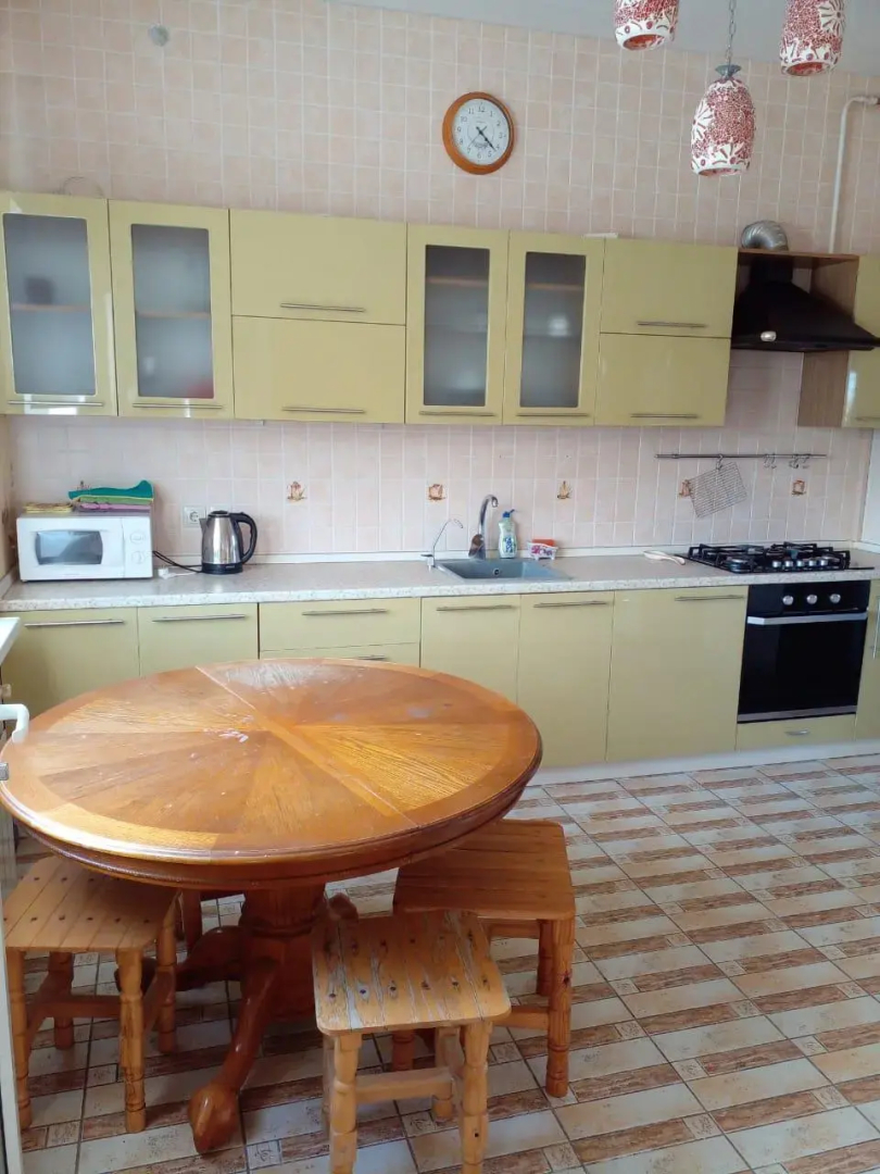 Guest House on Pobedy 7A