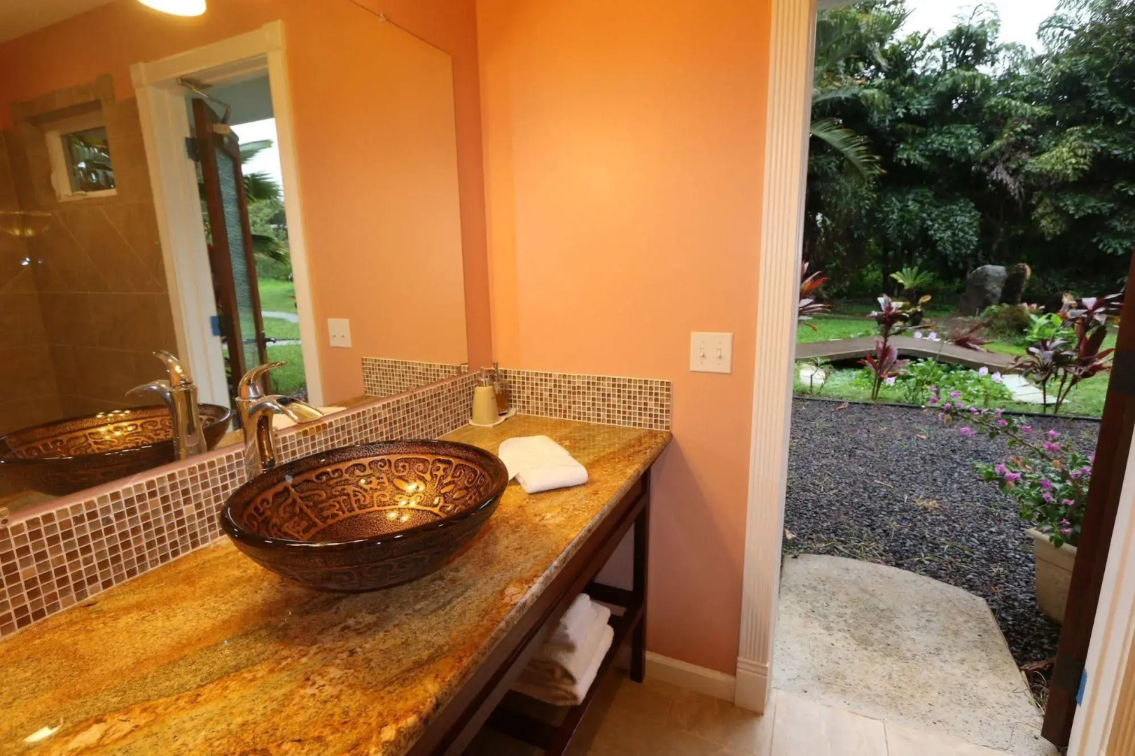 Hawaii Island Retreat