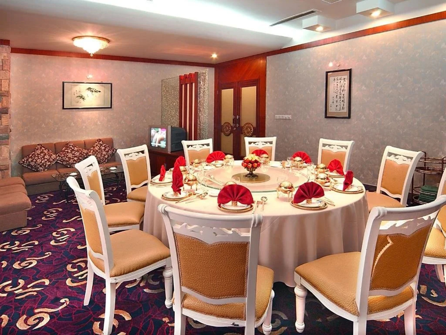 Legend Holiday Hotel