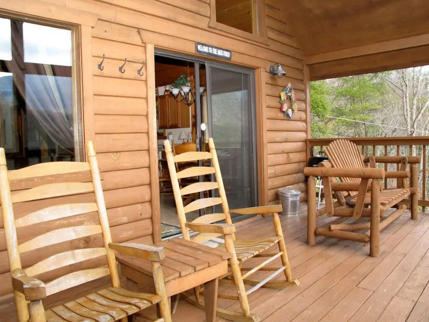 Bearway to Heaven 1 Bedroom Home with Hot Tub