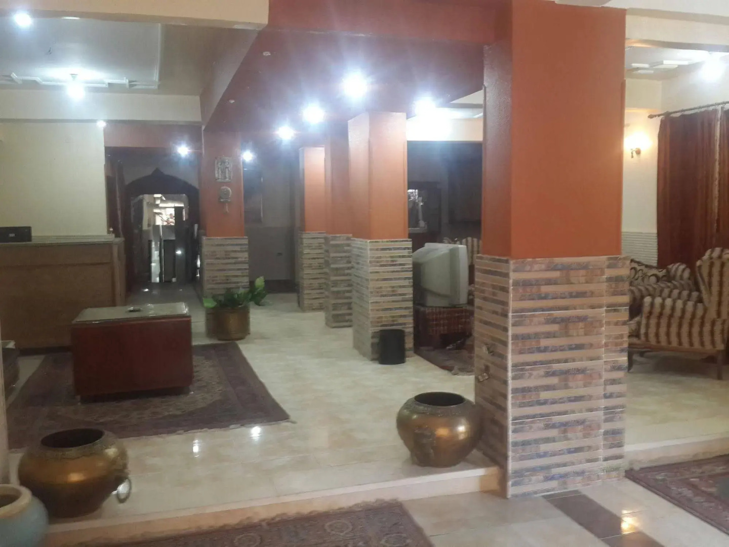 Pyramids Plateau Inn