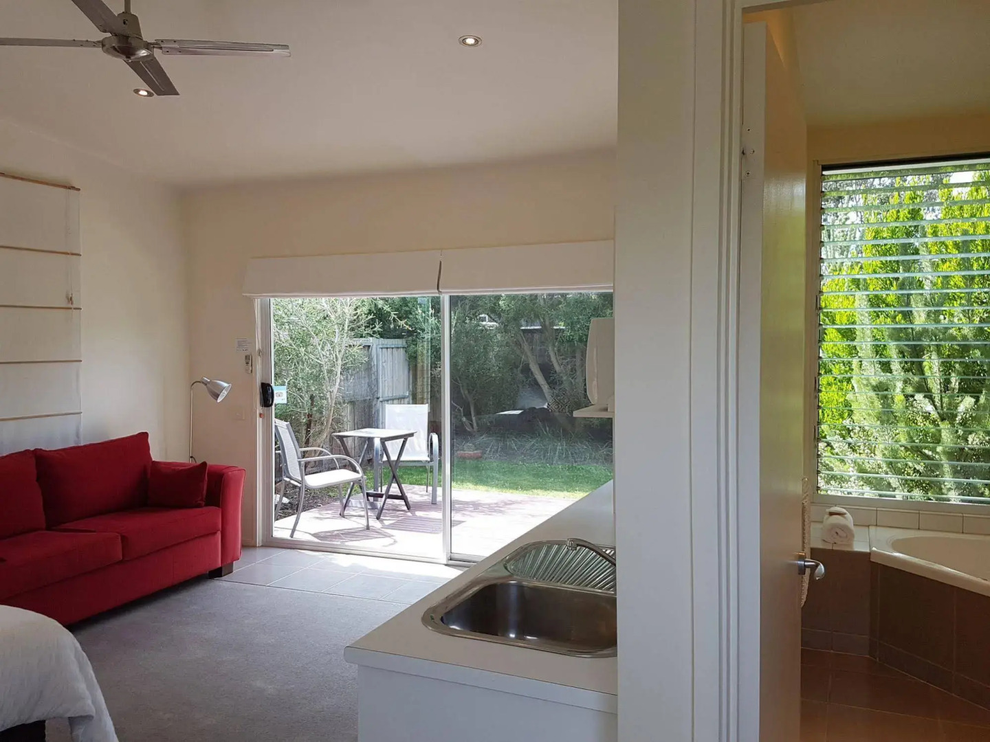 Springtide Studio Apartments