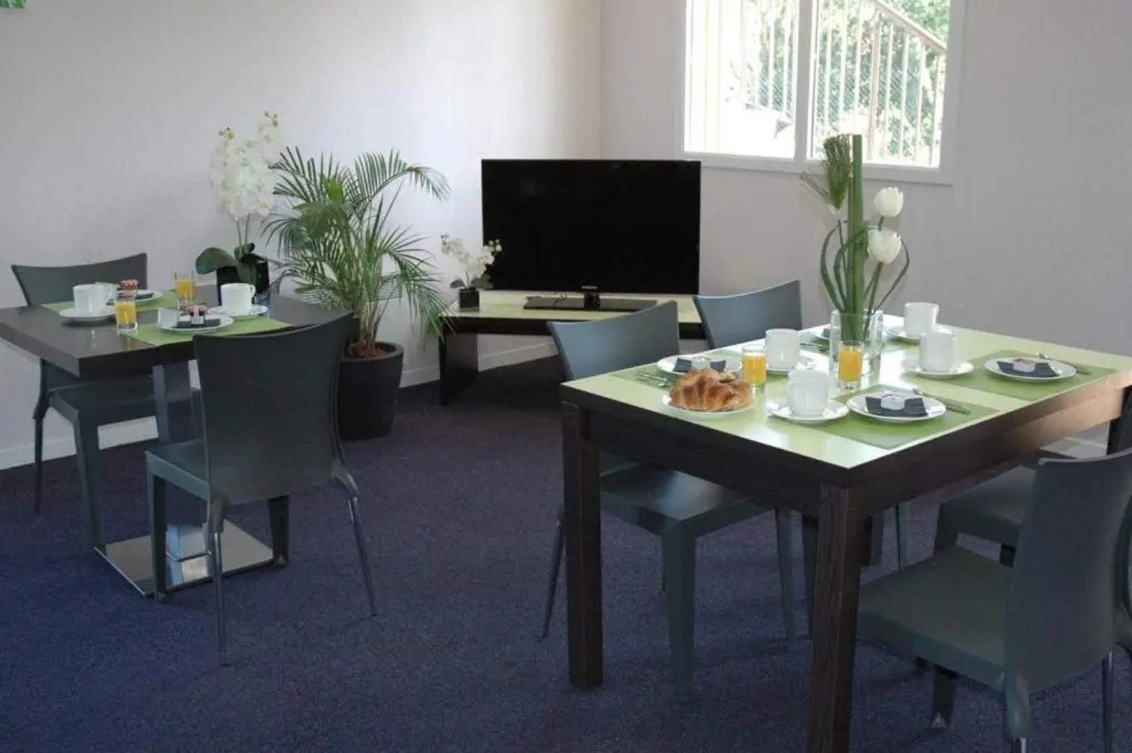 Le Fleur"H"on 11 d'Honfleur, T2 en Résidence avec Piscine, WIFI et Parking gratuits