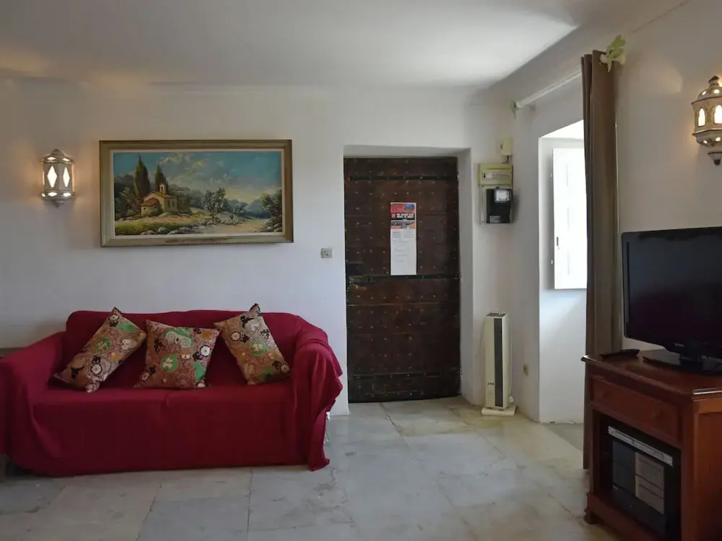 Magnificent Castle in Viols-le-fort With Swimming Pool