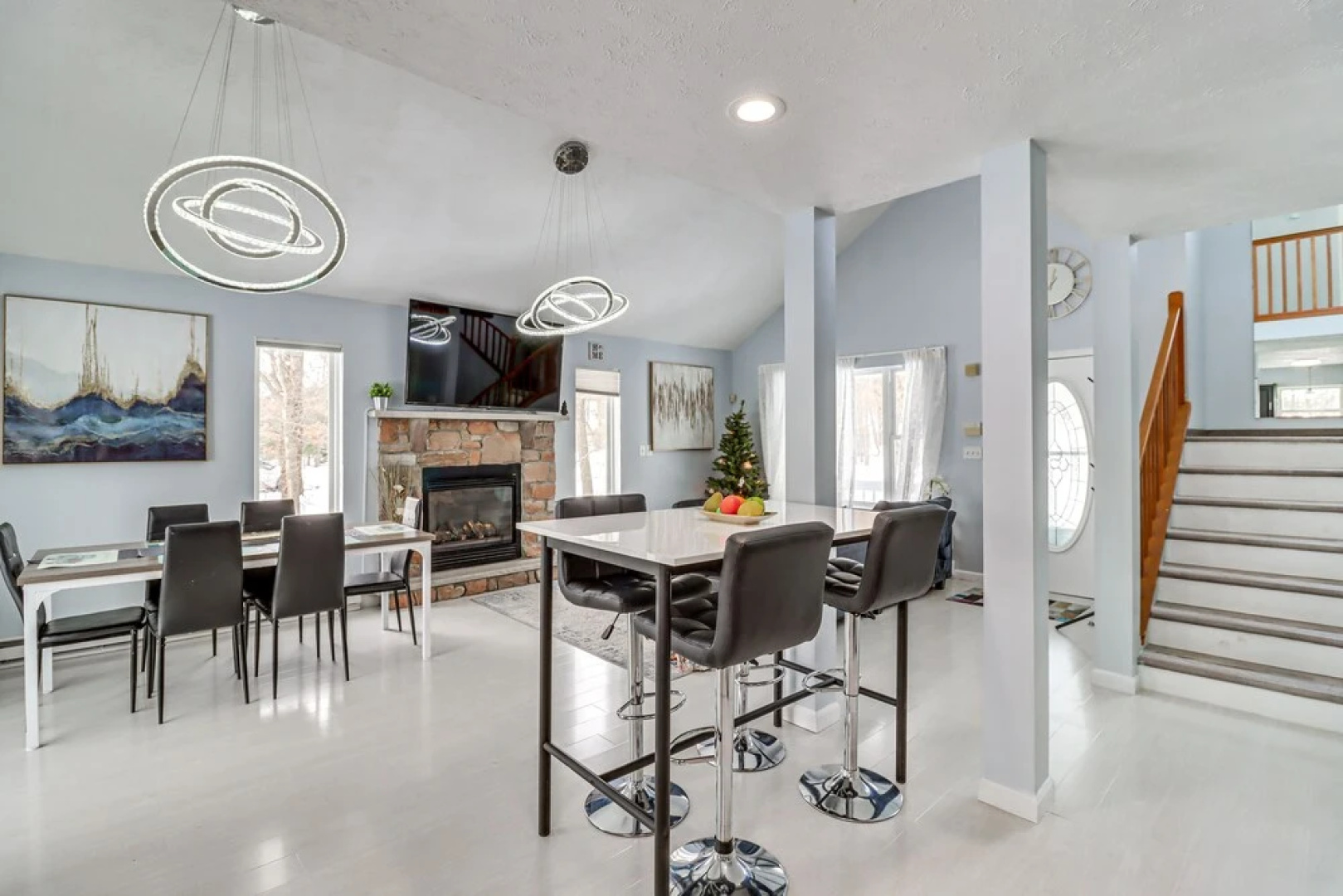 Long Pond Home w/ Private Hot Tub & Game Room