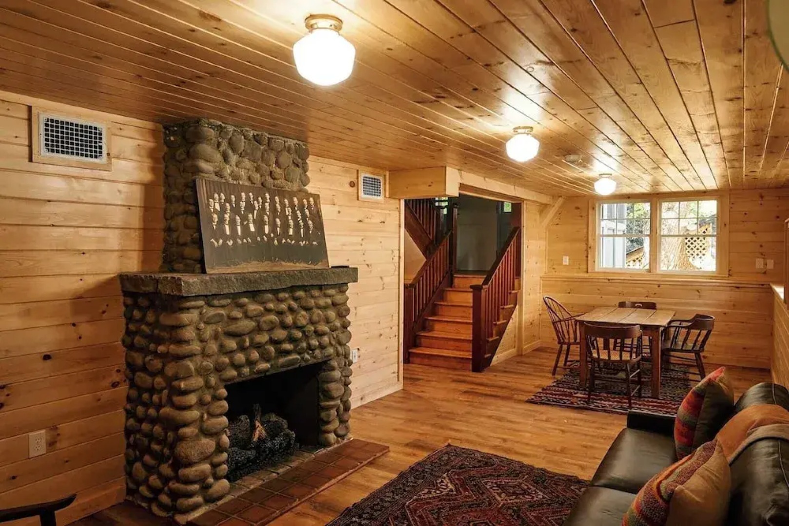 Old Ross House at Seminary Hill by Avantstay