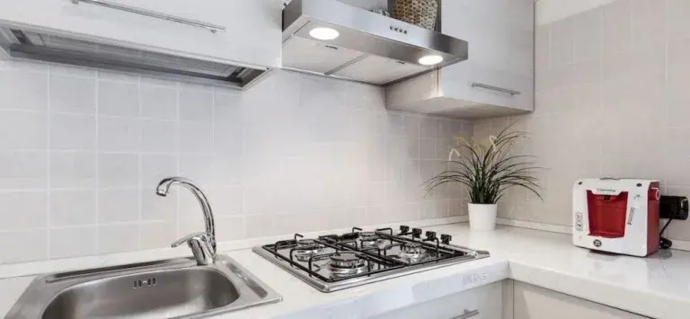 Suitelowcost - Limbiate