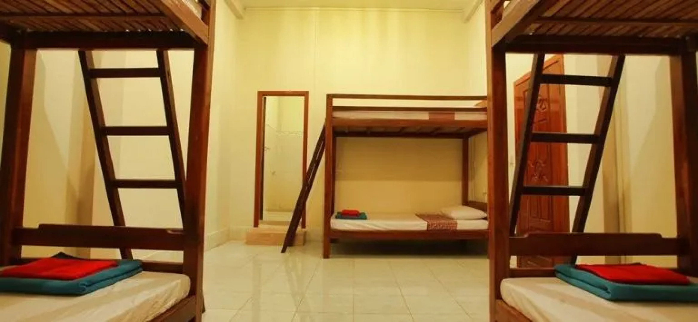 Senses Suites Hostel
