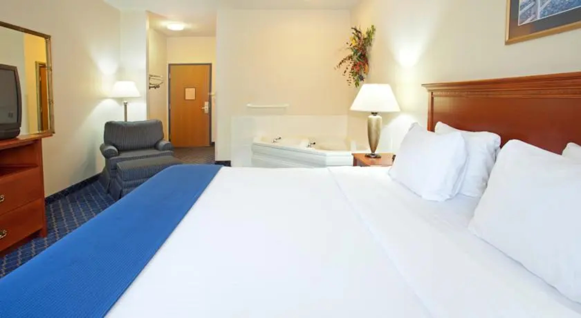 Holiday Inn Express LAPORTE