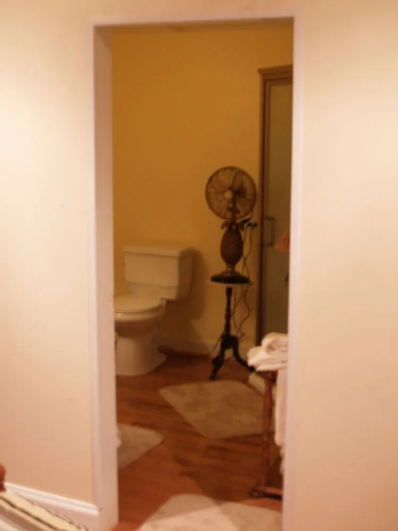 The White House on Freedom Way