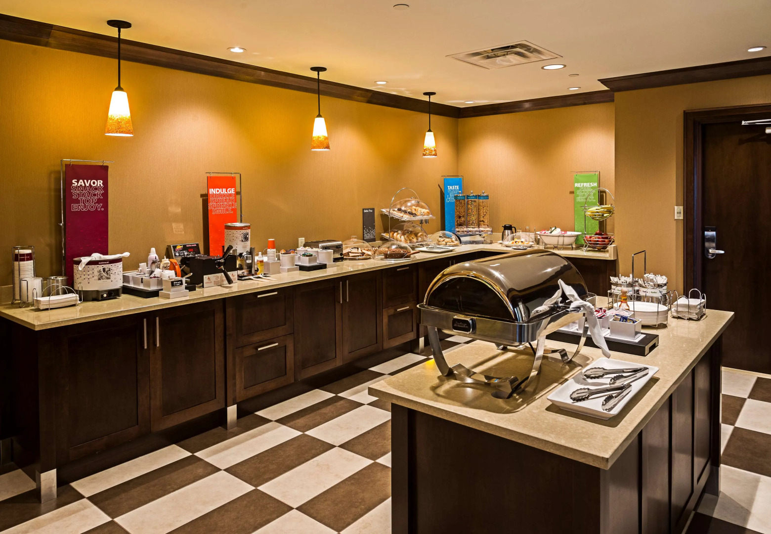 Hampton Inn by Hilton Ottawa Airport, ON, CN